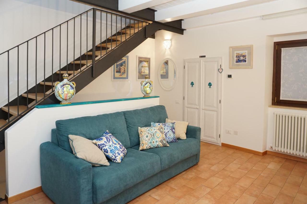 Casa Vacanze Torre Dei Gualtieri Villa San Benedetto del Tronto Ngoại thất bức ảnh